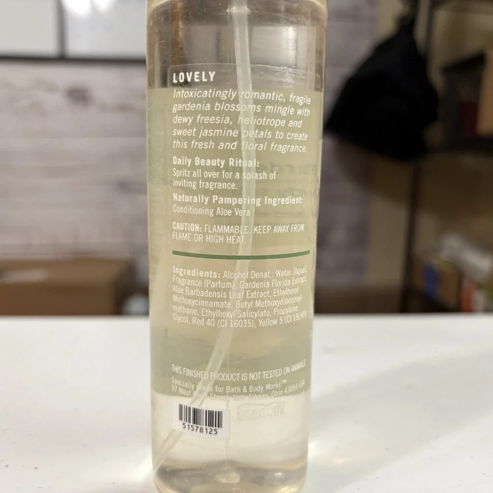 Bath & Body Works Pleasures Gardenia Body Splash 8oz Discontinued Vtg Spray